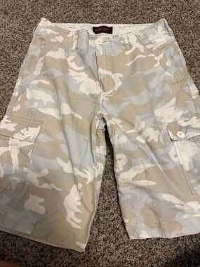 WRANGLER Men’s Desert Camo Cargo Shorts - Khaki/Beige